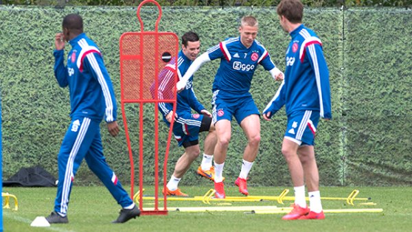 也让每个参 也让每个参